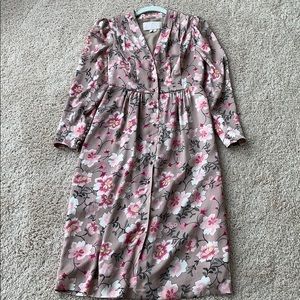 Gal Meets Glam Midi Dress